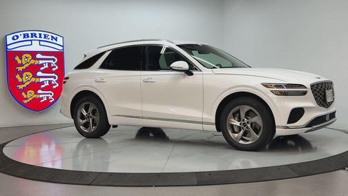 Uyuni White 2026 Genesis GV70 2.5T