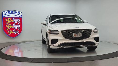 Uyuni White 2026 Genesis GV70 2.5T