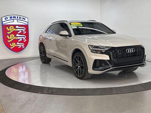 Vicuna Beige Metallic 2023 Audi Q8 55 Premium Plus