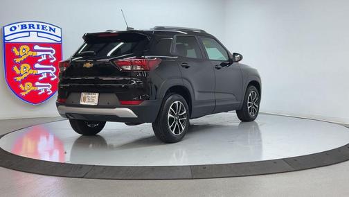 Mosaic Black Metallic 2024 Chevrolet Trailblazer LT