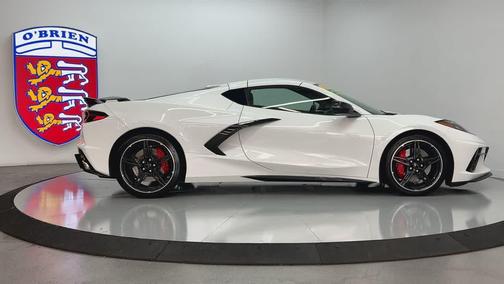 2021 Chevrolet Corvette Stingray w/2LT
