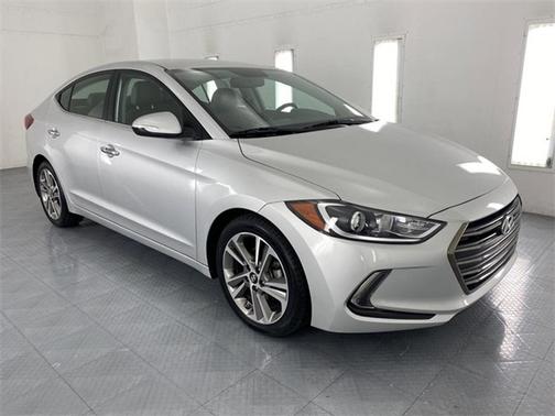 Photo 3 of 19 of 2017 Hyundai Elantra Limited