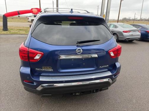2020 Nissan Pathfinder Platinum 2WD