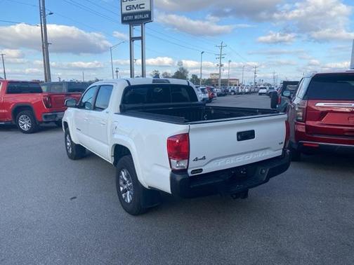 2018 Toyota Tacoma SR5