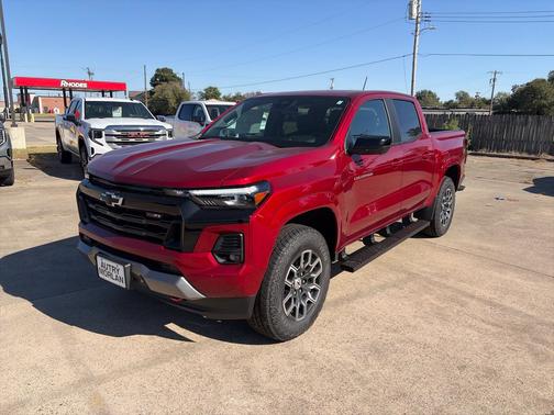 Radiant Red Tintcoat 2026 Chevrolet Colorado Z71