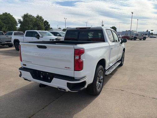 Summit White 2026 Chevrolet Silverado 1500 RST