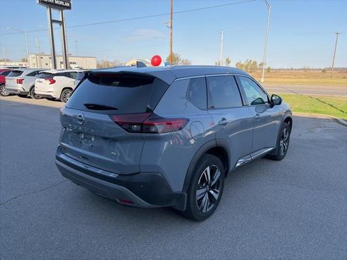 2021 Nissan Rogue SL