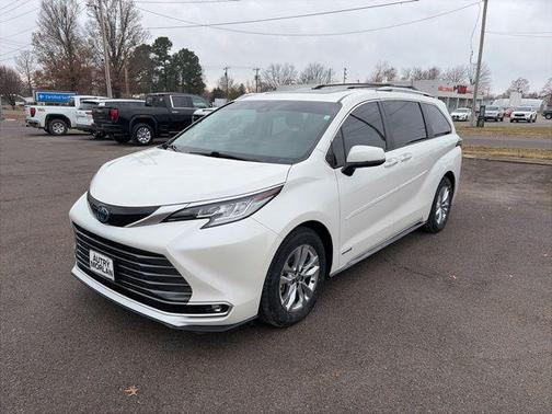 2021 Toyota Sienna Platinum 7 Passenger