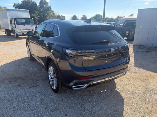 Quartz Blue Metallic 2026 Buick Envision Avenir