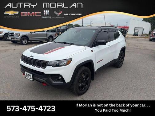 Bright White Clearcoat 2023 Jeep Compass Trailhawk