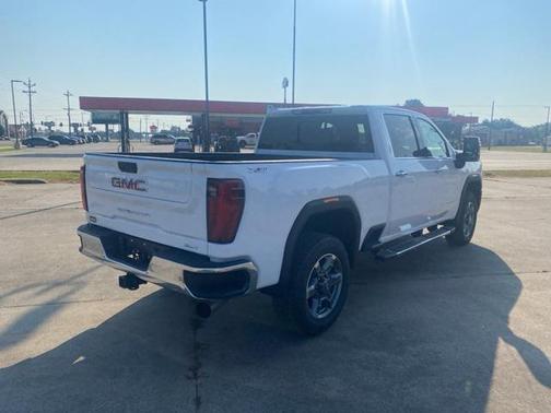 2025 GMC Sierra 2500 SLT