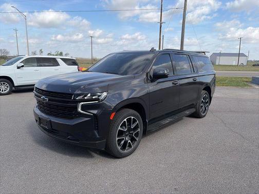 2023 Chevrolet Suburban RST