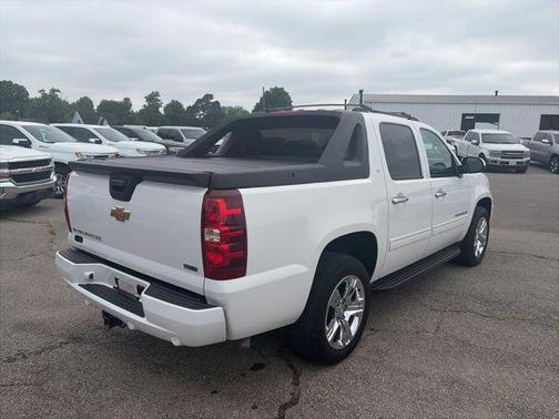 Summit White 2012 Chevrolet Avalanche 1500 LT