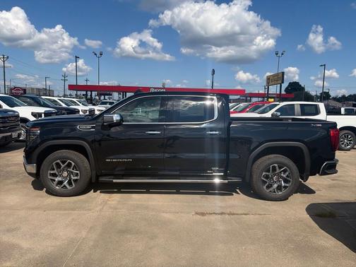 Onyx Black 2026 GMC Sierra 1500 SLT