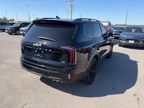 Ebony Black 2024 Kia Telluride SX-Prestige X-Line