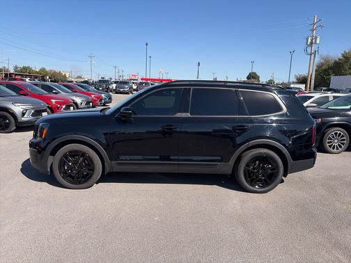 Ebony Black 2024 Kia Telluride SX-Prestige X-Line