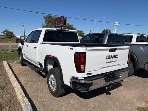 2026 GMC Sierra 2500 Base