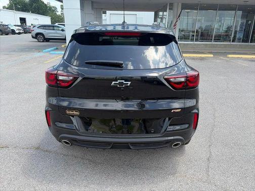 Mosaic Black Metallic 2026 Chevrolet Trailblazer RS