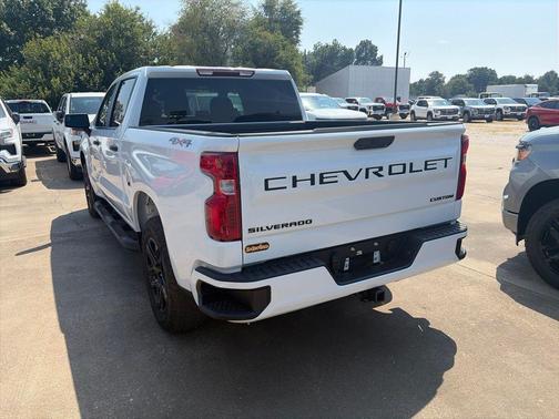 Summit White 2026 Chevrolet Silverado 1500 Custom