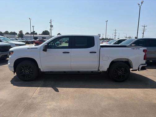 Summit White 2026 Chevrolet Silverado 1500 Custom