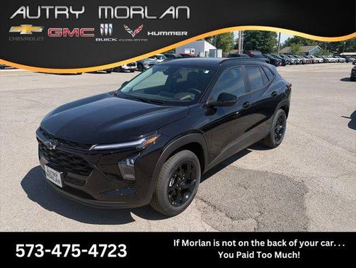 Mosaic Black Metallic 2026 Chevrolet Trax LT