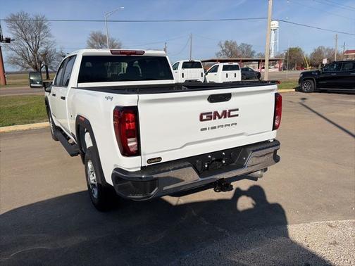 Summit White 2026 GMC Sierra 2500 Pro