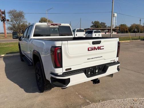 2026 GMC Sierra 2500 AT4