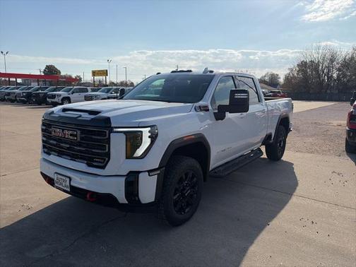 2026 GMC Sierra 2500 AT4