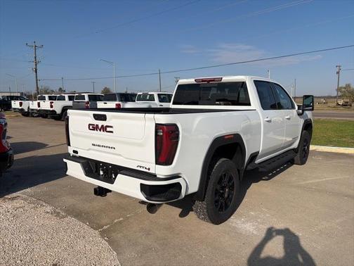 2026 GMC Sierra 2500 AT4