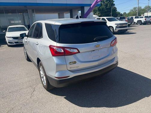 Silver Ice Metallic 2020 Chevrolet Equinox LS