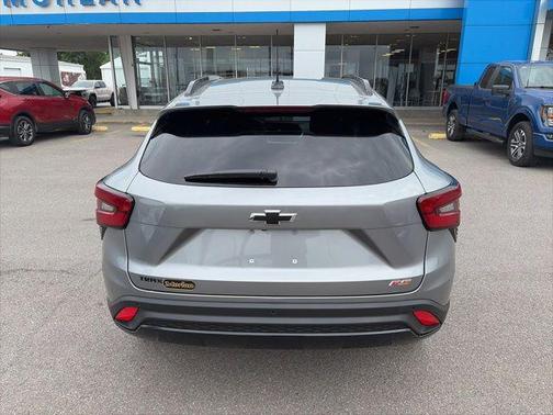 Sterling Gray 2026 Chevrolet Trax FWD 2RS