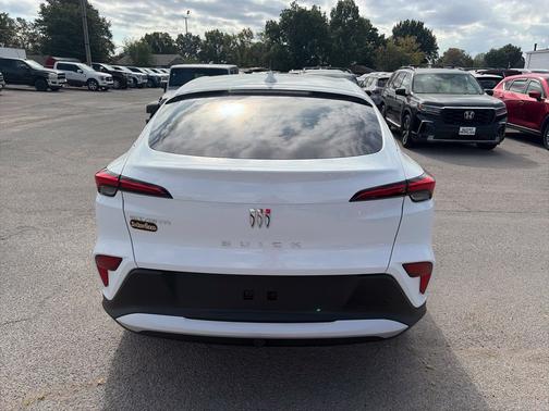 Summit White 2026 Buick Envista Preferred