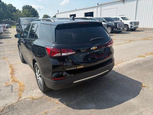 Mosaic Black Metallic 2022 Chevrolet Equinox LT
