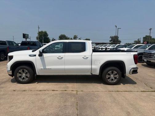Summit White 2026 GMC Sierra 1500 SLE