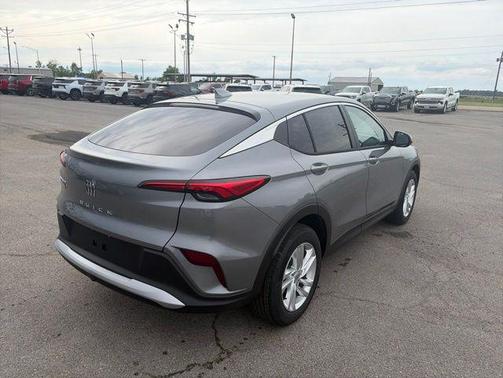 Moonstone 2026 Buick Envista Preferred FWD