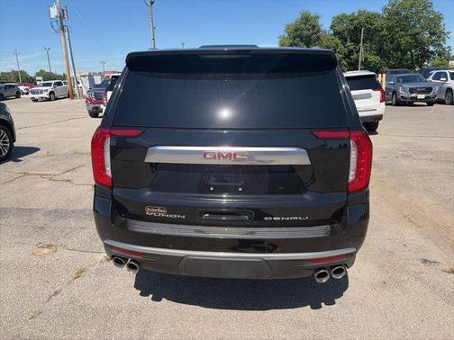 Onyx Black 2024 GMC Yukon XL Denali