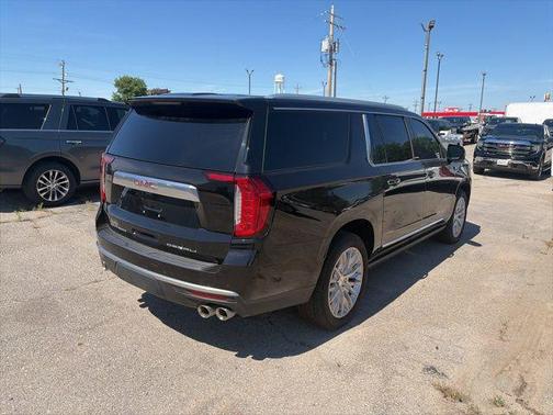 Onyx Black 2024 GMC Yukon XL Denali