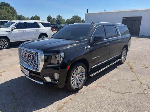 Onyx Black 2024 GMC Yukon XL Denali