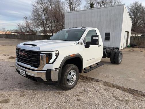 2026 GMC Sierra 3500 Base
