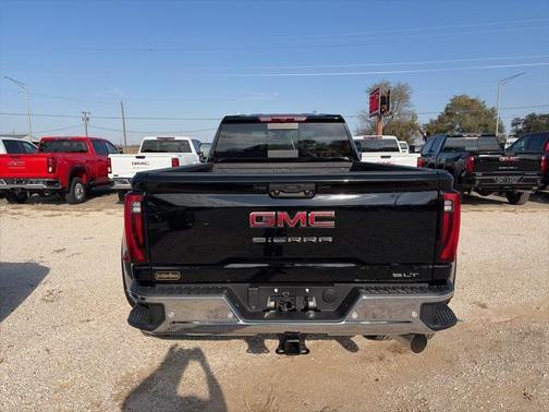 2026 GMC Sierra 3500 SLT