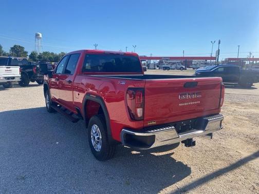 2025 GMC Sierra 2500 Base