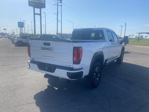 2022 GMC Sierra 2500 AT4