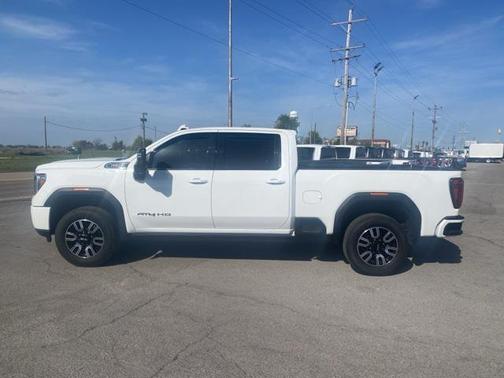 2022 GMC Sierra 2500 AT4