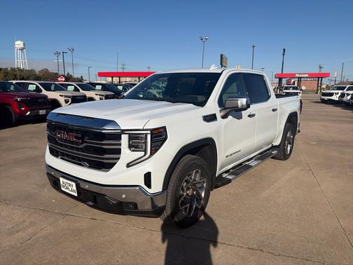 Glacier White Tricoat 2026 GMC Sierra 1500 SLT