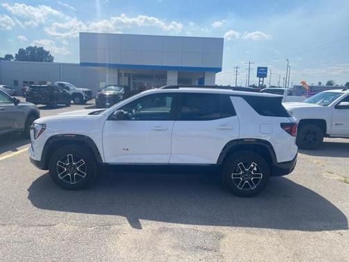 2026 GMC Terrain AWD AT4