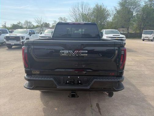 Onyx Black 2026 GMC Sierra 2500 AT4