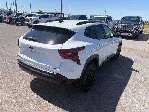 Summit White 2026 Chevrolet Trax LT