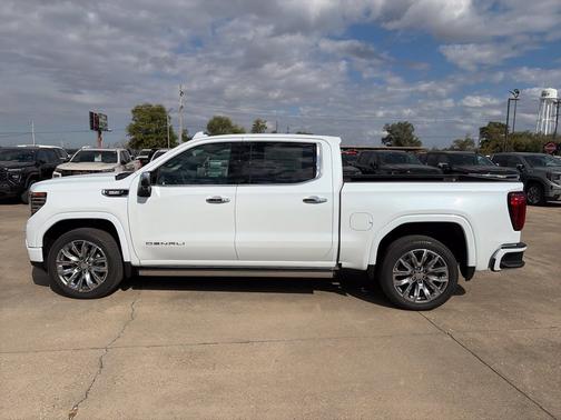 Glacier White Tricoat 2026 GMC Sierra 1500 Denali