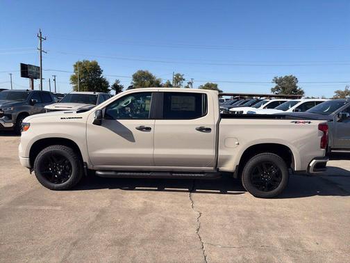 Summit White 2026 Chevrolet Silverado 1500 Custom