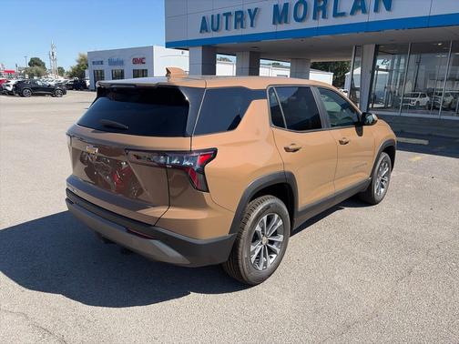 Autumn Harvest Metallic 2027 Chevrolet Equinox AWD LT